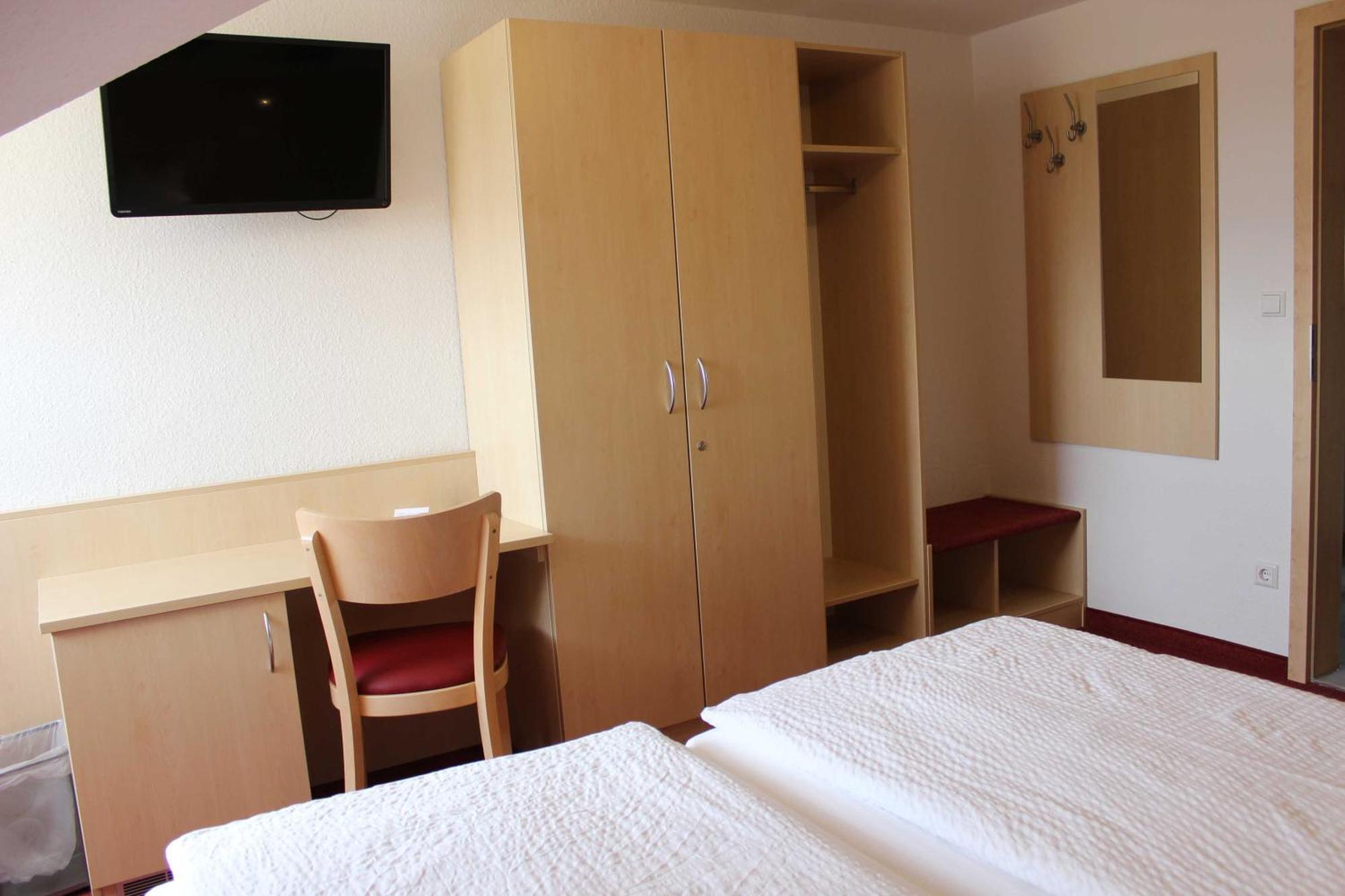 Gaestehaus Zum Wolffenturm Lehrensteinsfeld Quarto foto